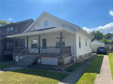 Other - 324 Elm St, Struthers, OH 44471 photo 2 of 18