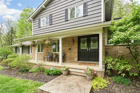 Exterior - 5680 Ledgebrook Ln, Solon, OH 44139 photo 2 of 6