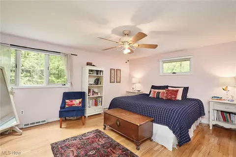 Bedroom - 5680 Ledgebrook Ln, Solon, OH 44139 photo 1 of 4