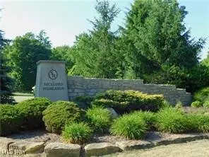 23 Highland Mist Circle # l, Hinckley, OH 44233