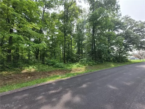 1246 Laurel Dr, West Salem, OH 44287