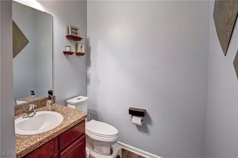 Bath - 39075 Caistor Dr, Avon, OH 44011 photo 1 of 6