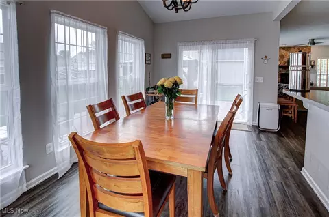 Dining - 39075 Caistor Dr, Avon, OH 44011 photo 2 of 2