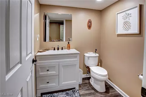 Bath - 39075 Caistor Dr, Avon, OH 44011 photo 6 of 6