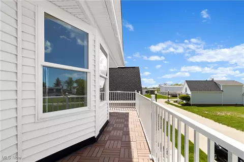 360 Bascule Dr, Lorain, OH 44052 photo 27