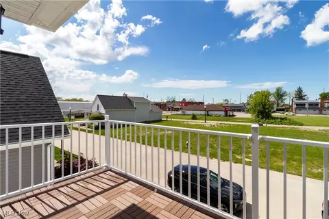 360 Bascule Dr, Lorain, OH 44052 photo 25