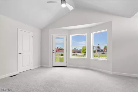 360 Bascule Dr, Lorain, OH 44052 photo 21