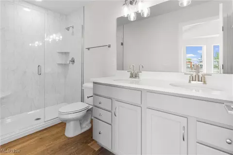 360 Bascule Dr, Lorain, OH 44052 photo 22