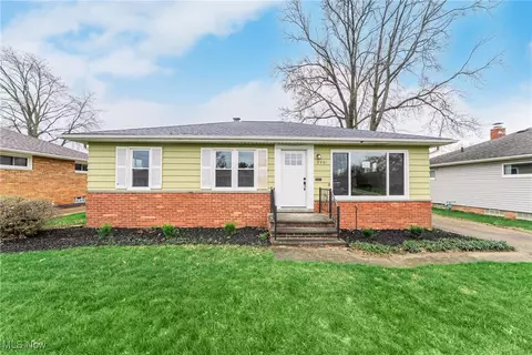 3461 Jeanne Dr, Parma, OH 44134