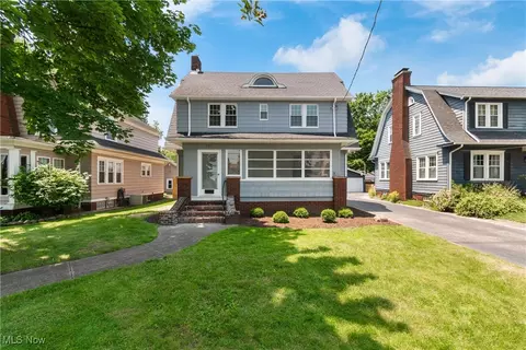 1184 Berwin St, Akron, OH 44310