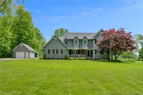 7091 S Raccoon Rd, Canfield, OH 44406
