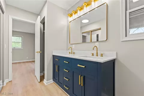 Bath - 3420 Shad Dr E, Mansfield, OH 44903 photo 2 of 6
