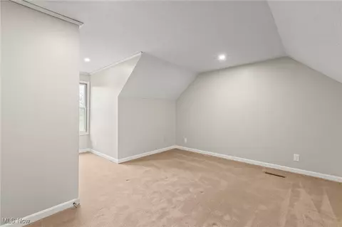 Bedroom - 3420 Shad Dr E, Mansfield, OH 44903 photo 6 of 7