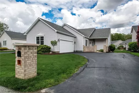283 Palmer Cir, Warren, OH 44484