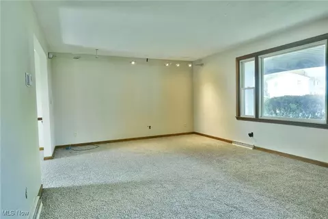 5225 Trotter Dr, Boardman, OH 44512 photo 7