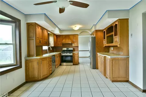 5225 Trotter Dr, Boardman, OH 44512 photo 16