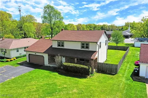 5225 Trotter Dr, Boardman, OH 44512 photo 3