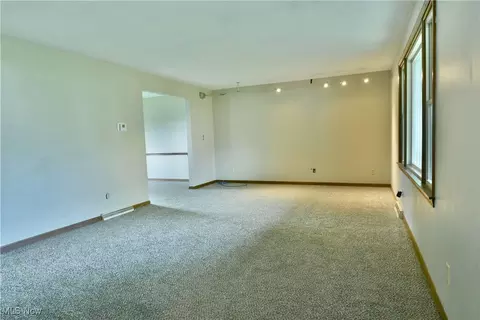 5225 Trotter Dr, Boardman, OH 44512 photo 6