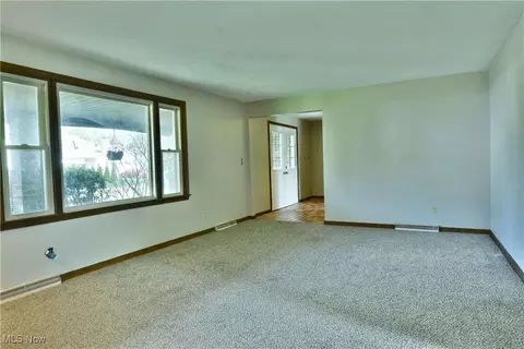 5225 Trotter Dr, Boardman, OH 44512 photo 8