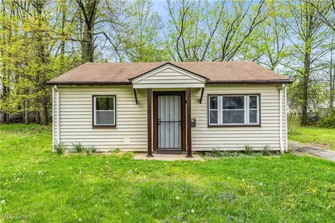 4428 E 142nd St, Cleveland, OH 44128