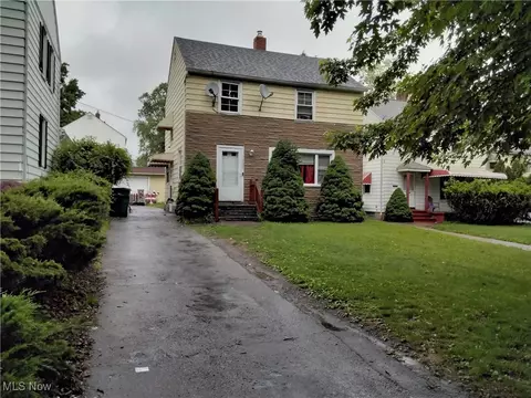18605 Maple Heights Blvd, Maple Heights, OH 44137