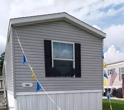 6271 Jean Dr, Ravenna, OH 44266