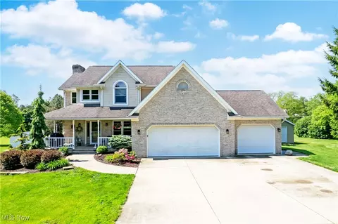 9815 Fox Knoll Dr, Orrville, OH 44667