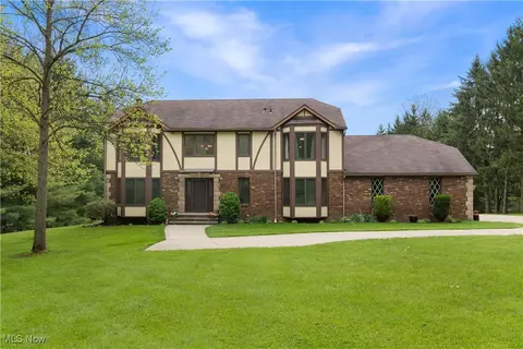 2655 Kellogg Rd, Hinckley, OH 44233
