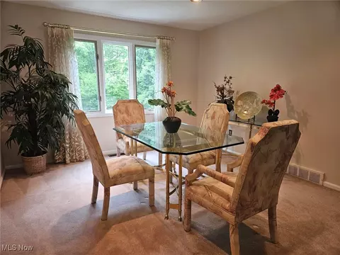 36212 Derby Downs Dr, Solon, OH 44139 photo 11