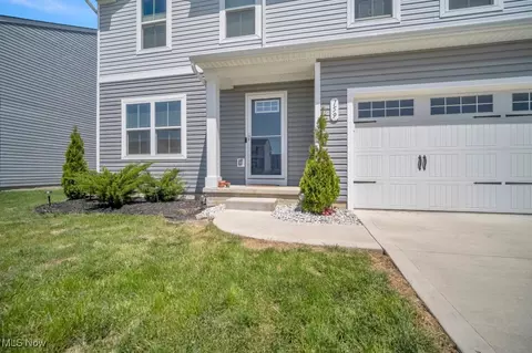159 Wildflower Dr, Elyria, OH 44035 photo 6