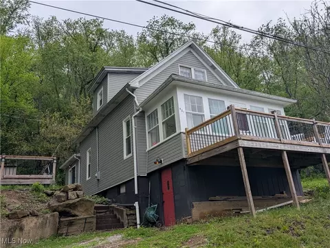 401 Ray St, East Liverpool, OH 43920
