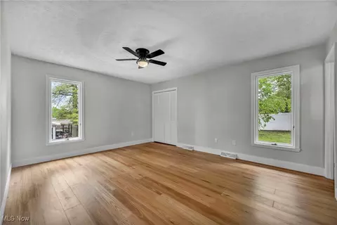 433 Herbert Rd, Akron, OH 44312 photo 15
