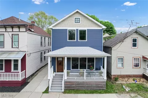 1967 W 54th St, Cleveland, OH 44102