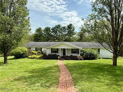 1060 Warren Chapel Rd, Fleming, OH 45729