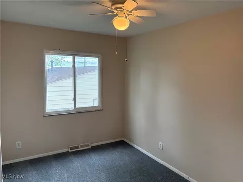 Bedroom - 712 Freedom Ave, Akron, OH 44310 photo 2 of 3