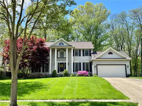 5362 Park Vista Ct, Stow, OH 44224