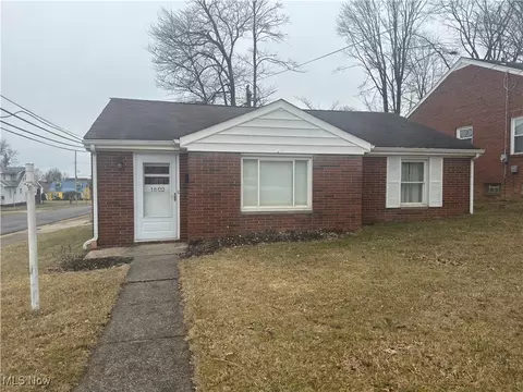 1602 Bancroft Ave, Youngstown, OH 44514