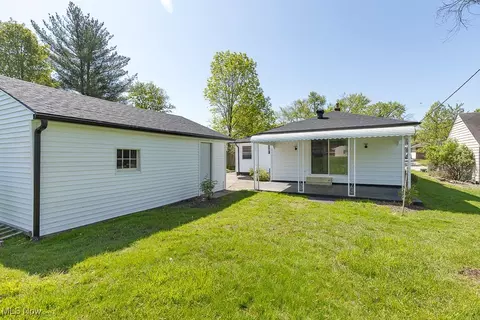 Exterior - 185 Eldred Ave, Bedford, OH 44146 photo 3 of 5