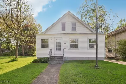 1540 Grand Park Ave, Akron, OH 44310