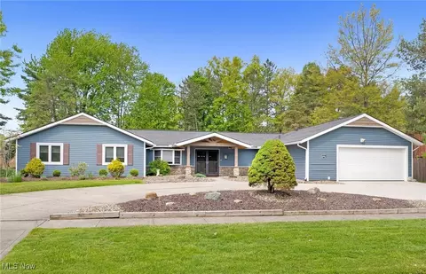 12228 Windcliff Rd, Strongsville, OH 44136