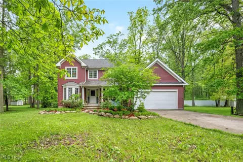 27162 Schady Rd, Olmsted Twp, OH 44138