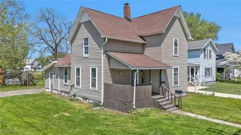 563 Mill St, Conneaut, OH 44030