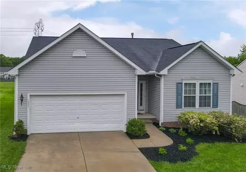 1282 Edgewood Ln, Streetsboro, OH 44241