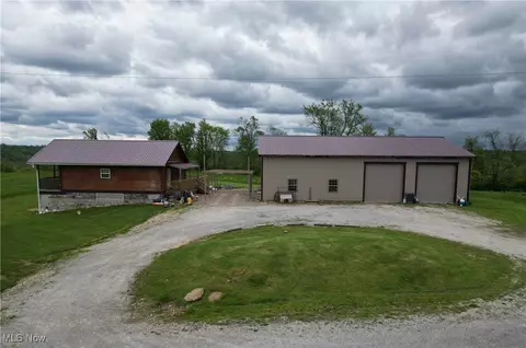 64101 Garrett Hill Rd, Saint Clairsville, OH 43950