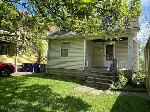 1147 E 169th St, Cleveland, OH 44110