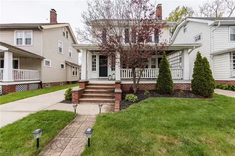 2274 Ogontz Ave, Lakewood, OH 44107