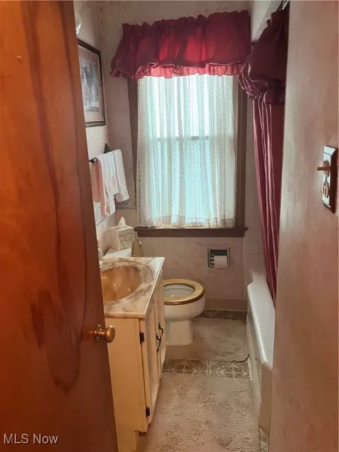 12924 Orme Rd, Garfield Heights, OH 44125 photo 9