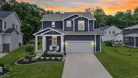 1726 Cobham Ln, Wadsworth, OH 44281