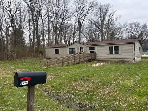 6829 Lee Rd, Newton Falls, OH 44444