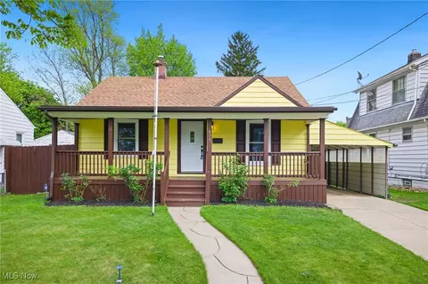475 Sumatra Ave, Akron, OH 44305
